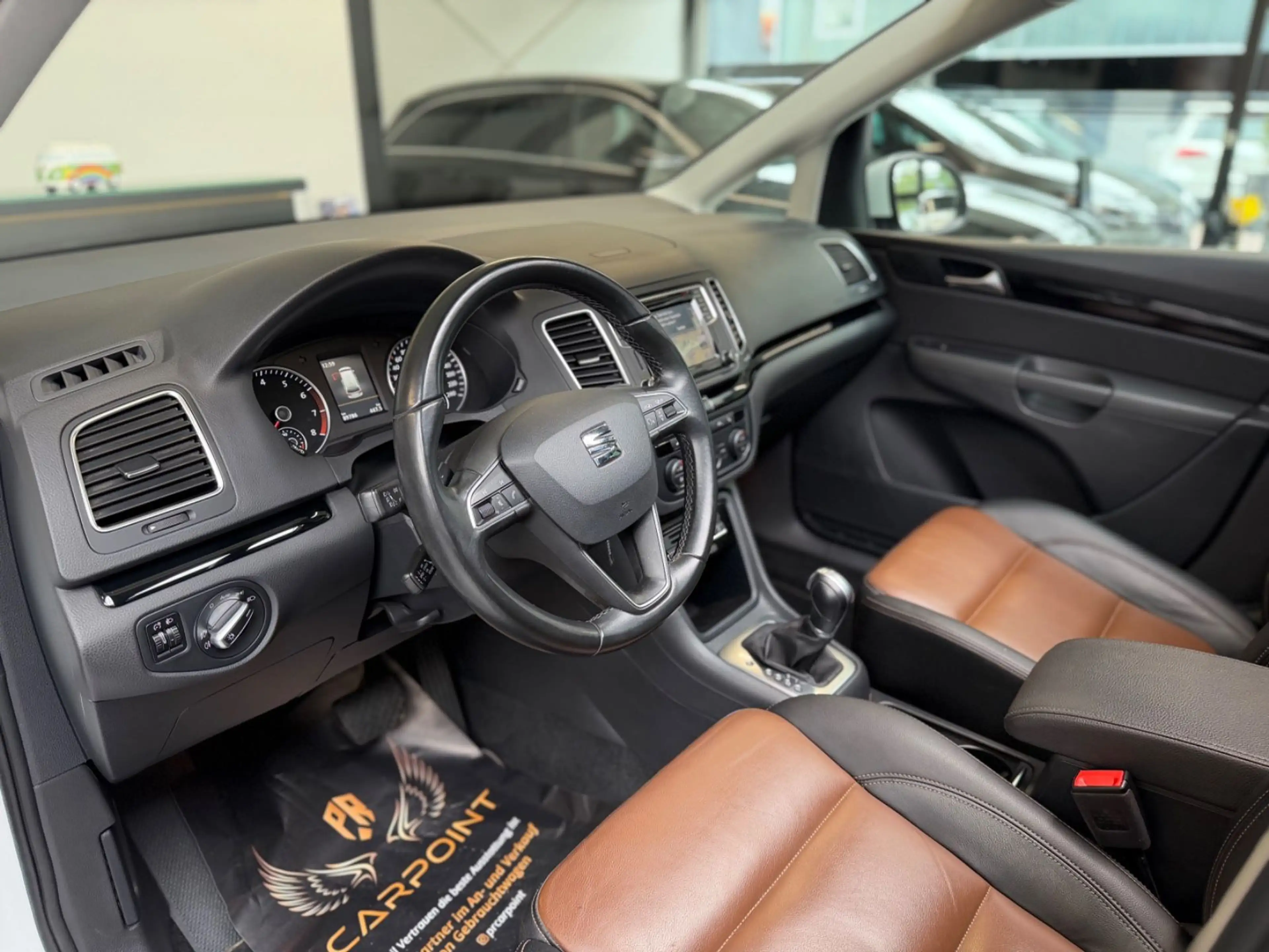 SEAT Alhambra Style 1,4 TSI Pano/Leder/AHK/CAM — photo 13