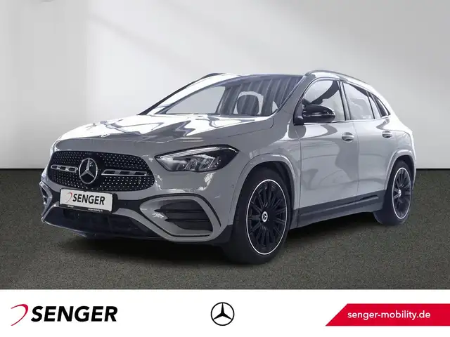 Mercedes-Benz GLA 200 AMG Special Edition Night 20 Zoll Kamera