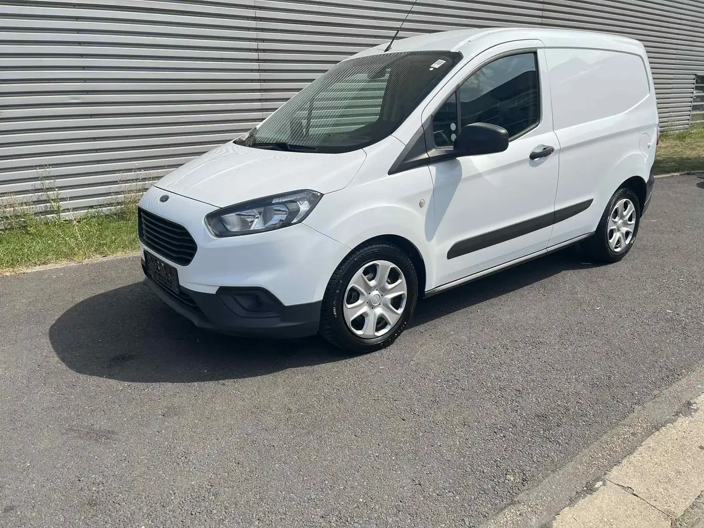 Ford Transit Courier 1,0 EcoBoost Klima Navi PDC Weiß - 2