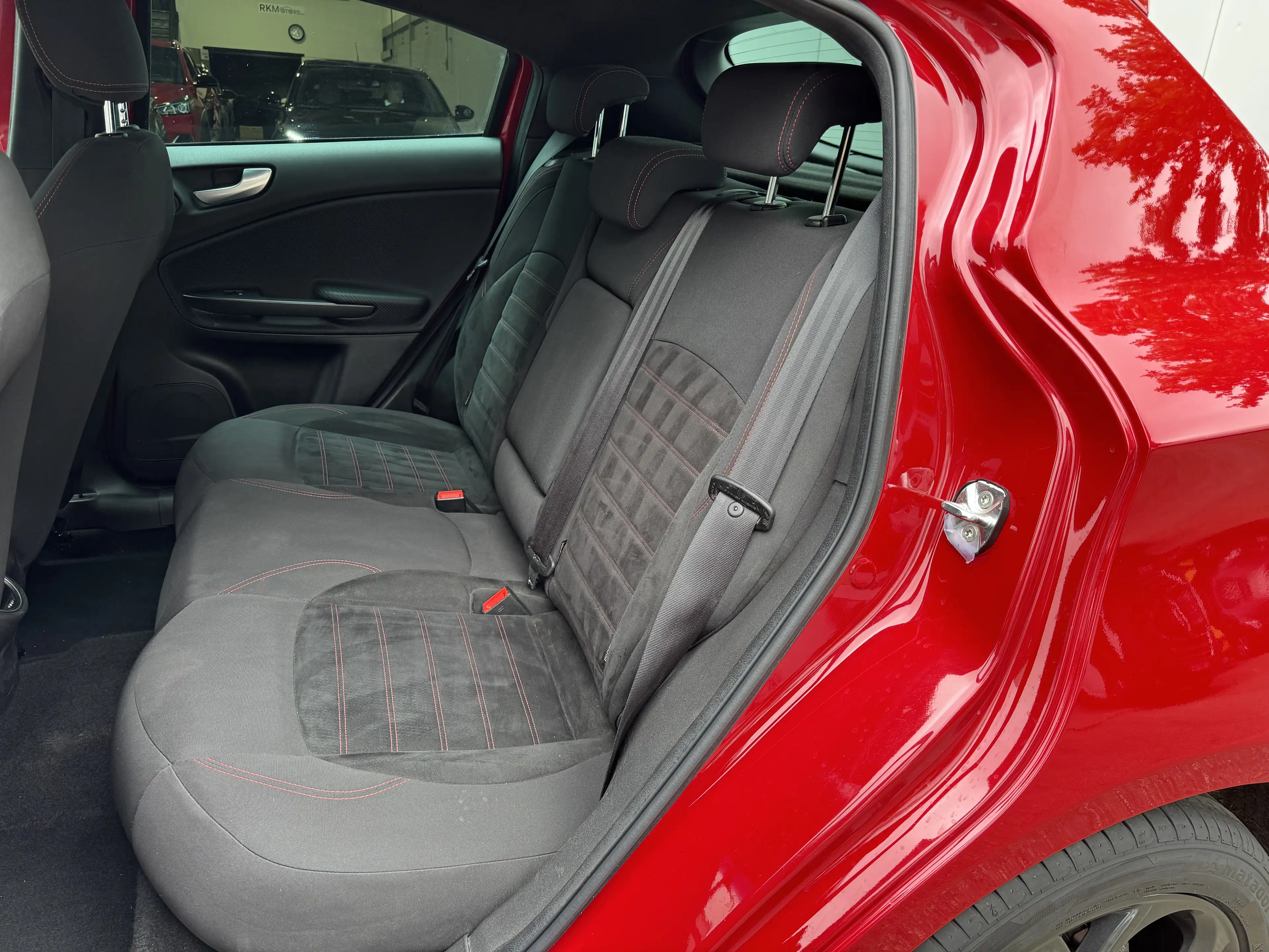 Alfa Romeo Giulietta 1.4 TB 16V Sport — photo 9