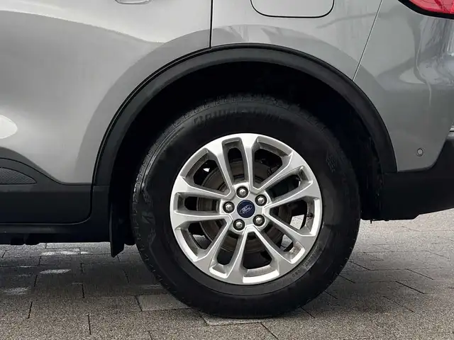 Ford Kuga view 9