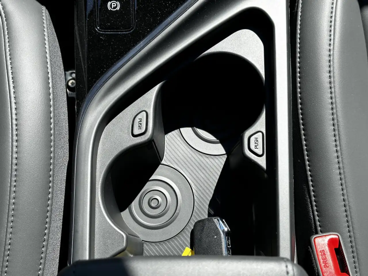 Kia Niro снимка Kia Niro
