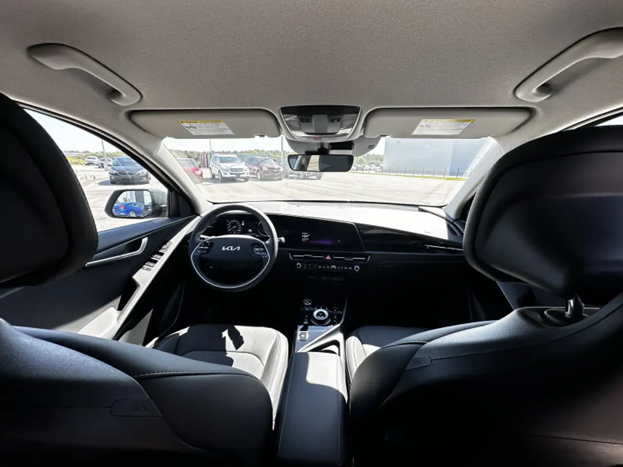 Kia Niro снимка Kia Niro
