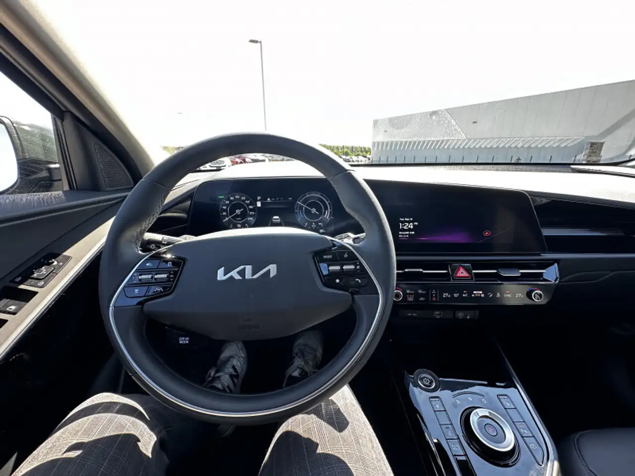 Kia Niro снимка Kia Niro