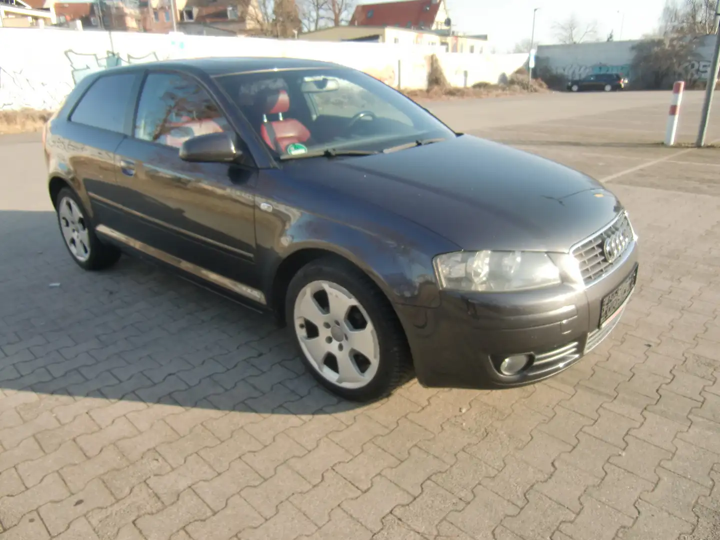 Audi A3 A3 2.0 FSI S Line Sportpaket ,Autom.,TÜV 9/26 Grau - 2