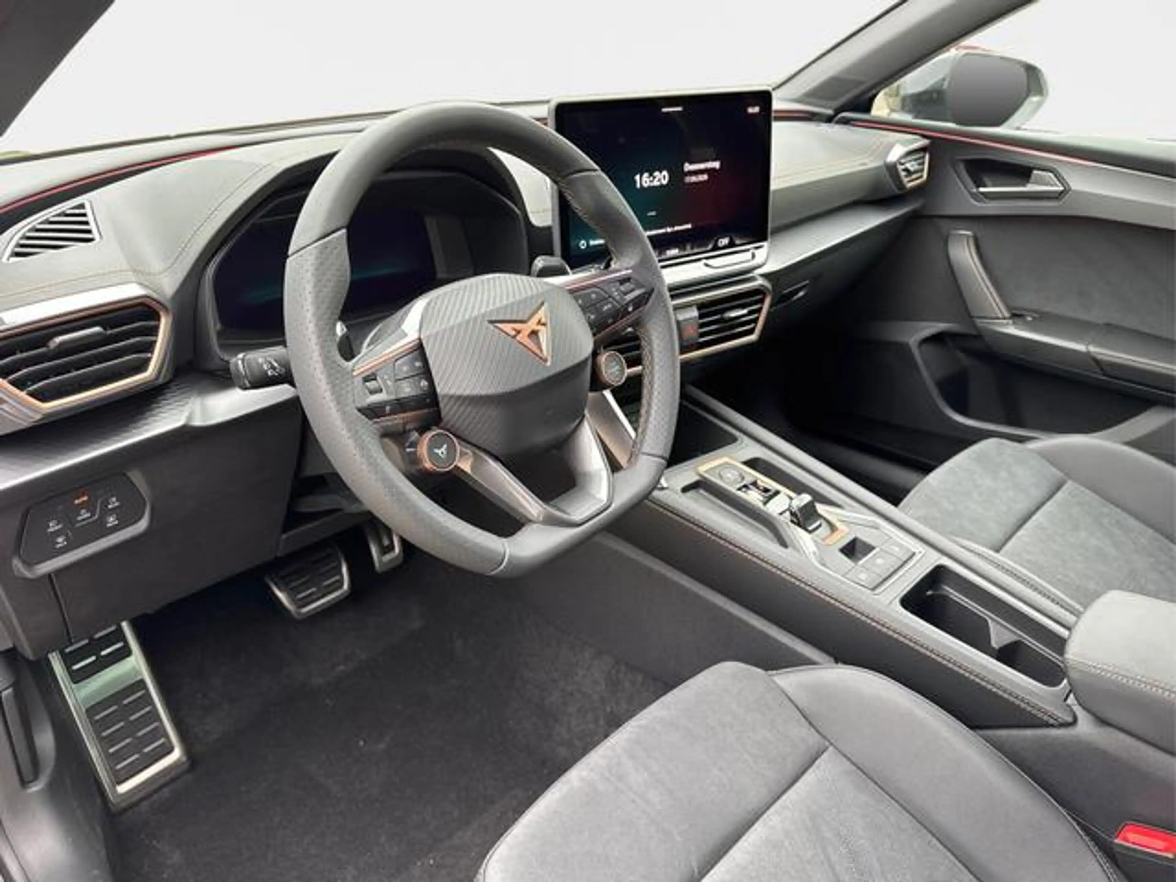 CUPRA Leon Sportstourer VZ 4x4 ST AHK+NAVI+eHK+KAME... — photo 9