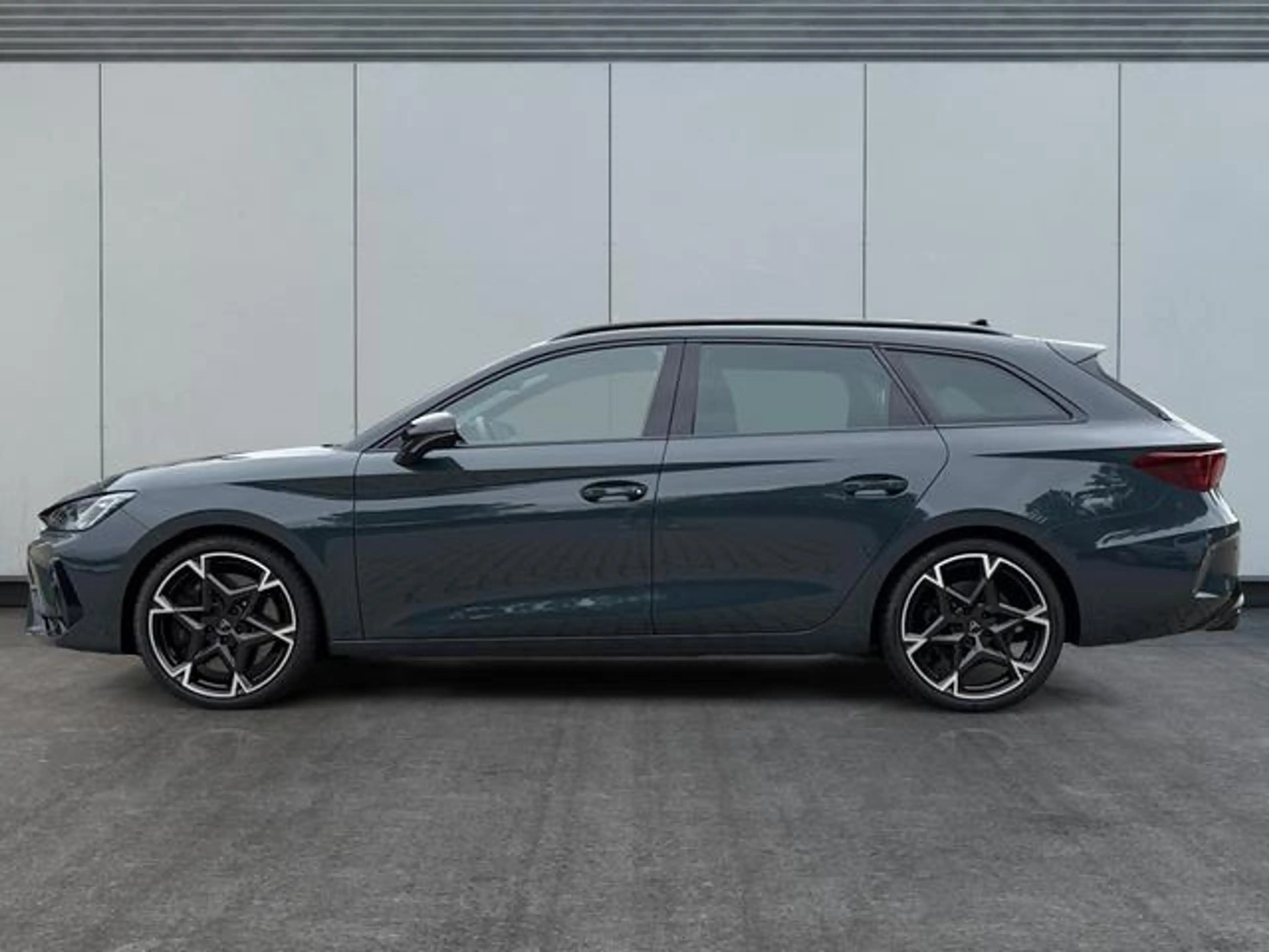 CUPRA Leon Sportstourer VZ 4x4 ST AHK+NAVI+eHK+KAME... — photo 6