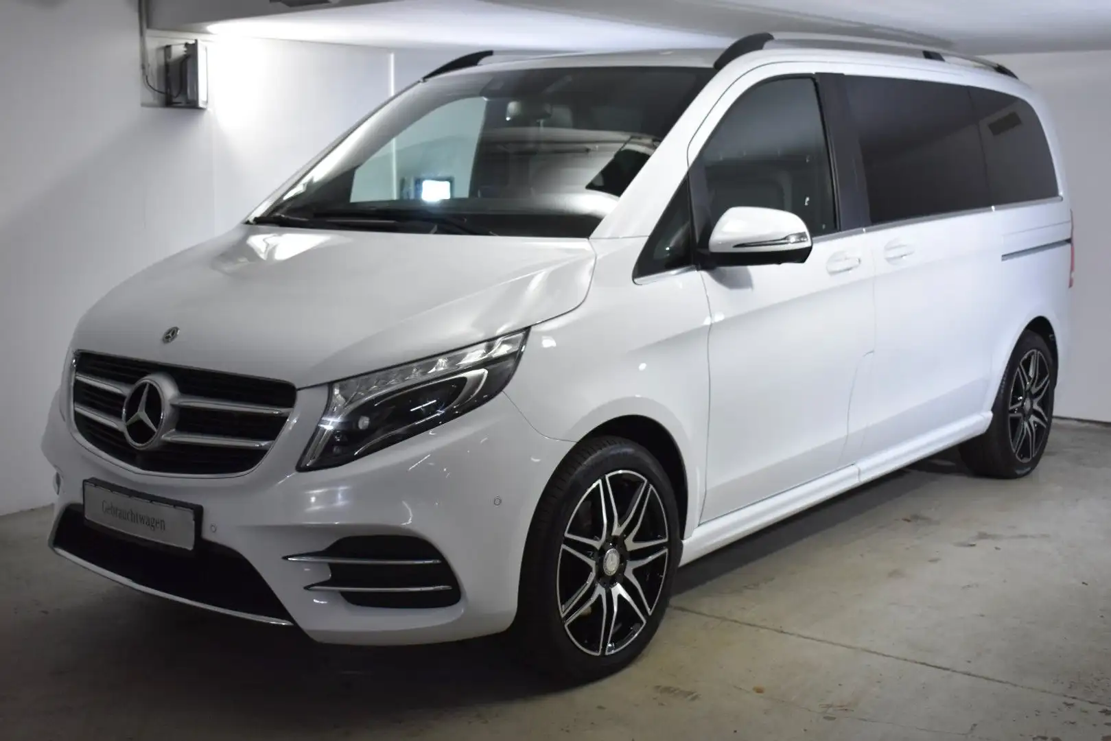 Mercedes-Benz V 250 d  4M AVANTG. AMG-LINE COMAND 360°KAMERA Blanc - 1