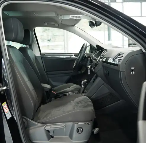 Volkswagen Tiguan view 11