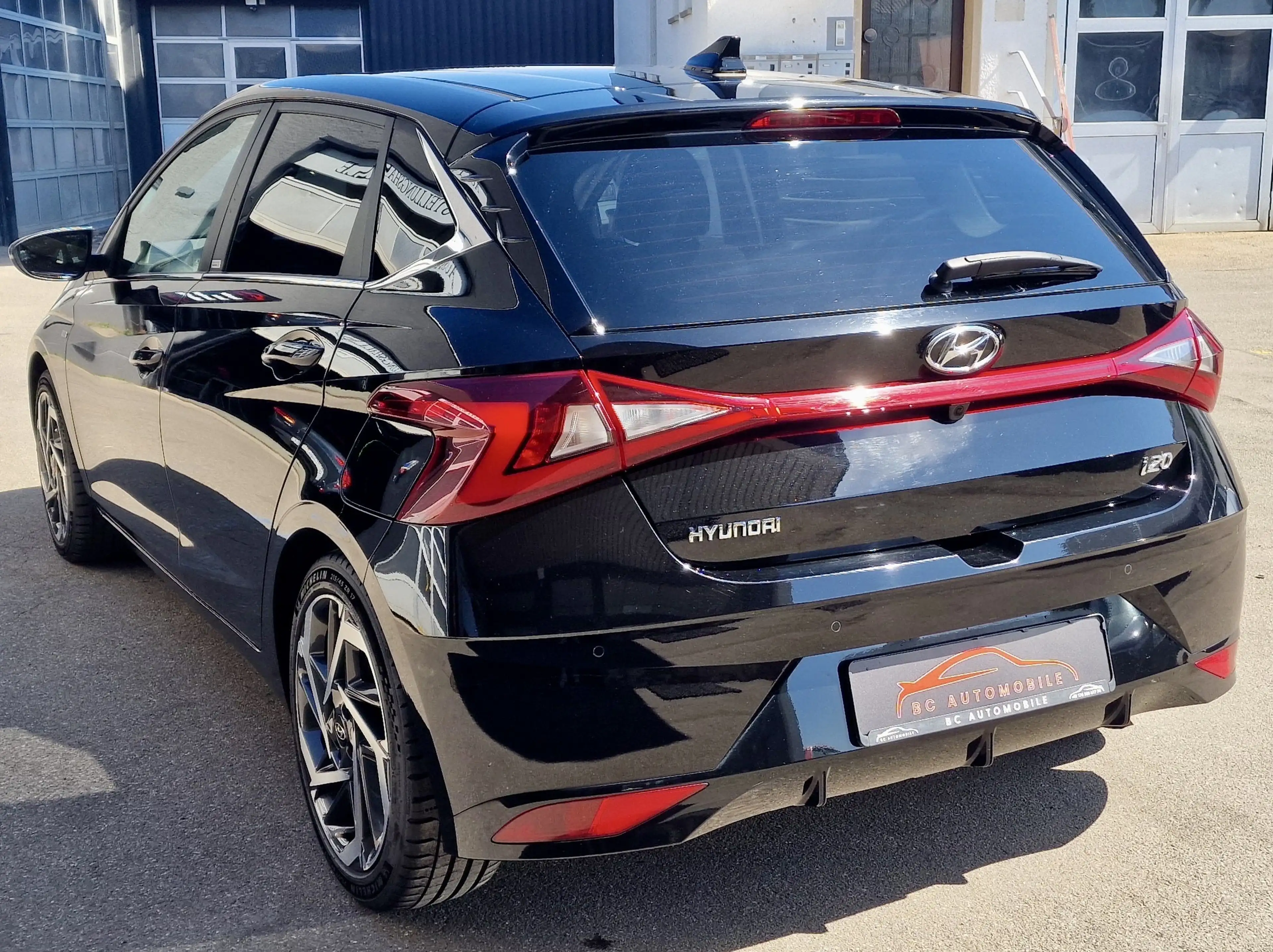 Hyundai i20 Prime Mild-Hybrid/LED_NAVI_ALU_Sitzhz.Vo.+Hi. — photo 3