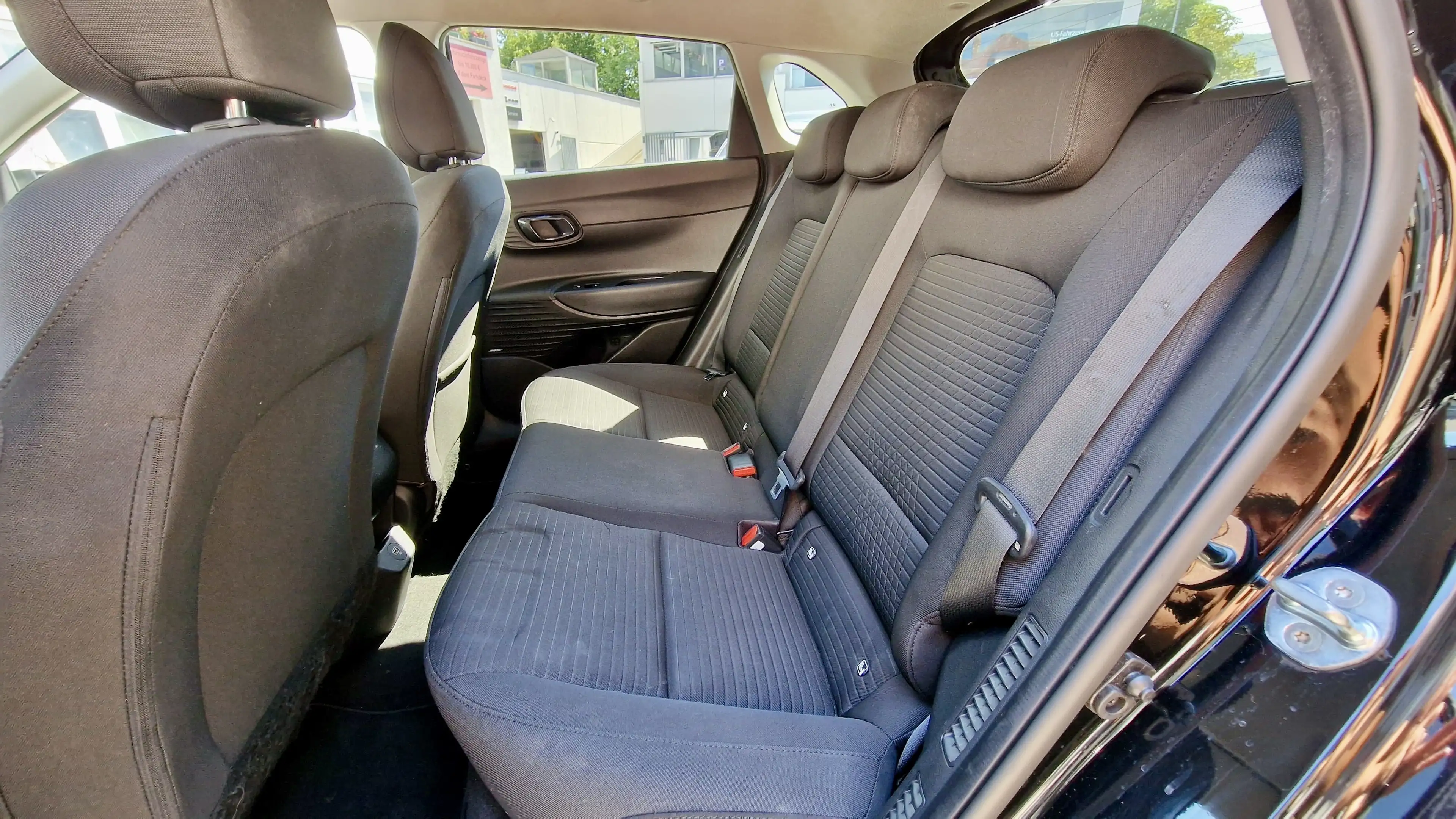 Hyundai i20 Prime Mild-Hybrid/LED_NAVI_ALU_Sitzhz.Vo.+Hi. — photo 10