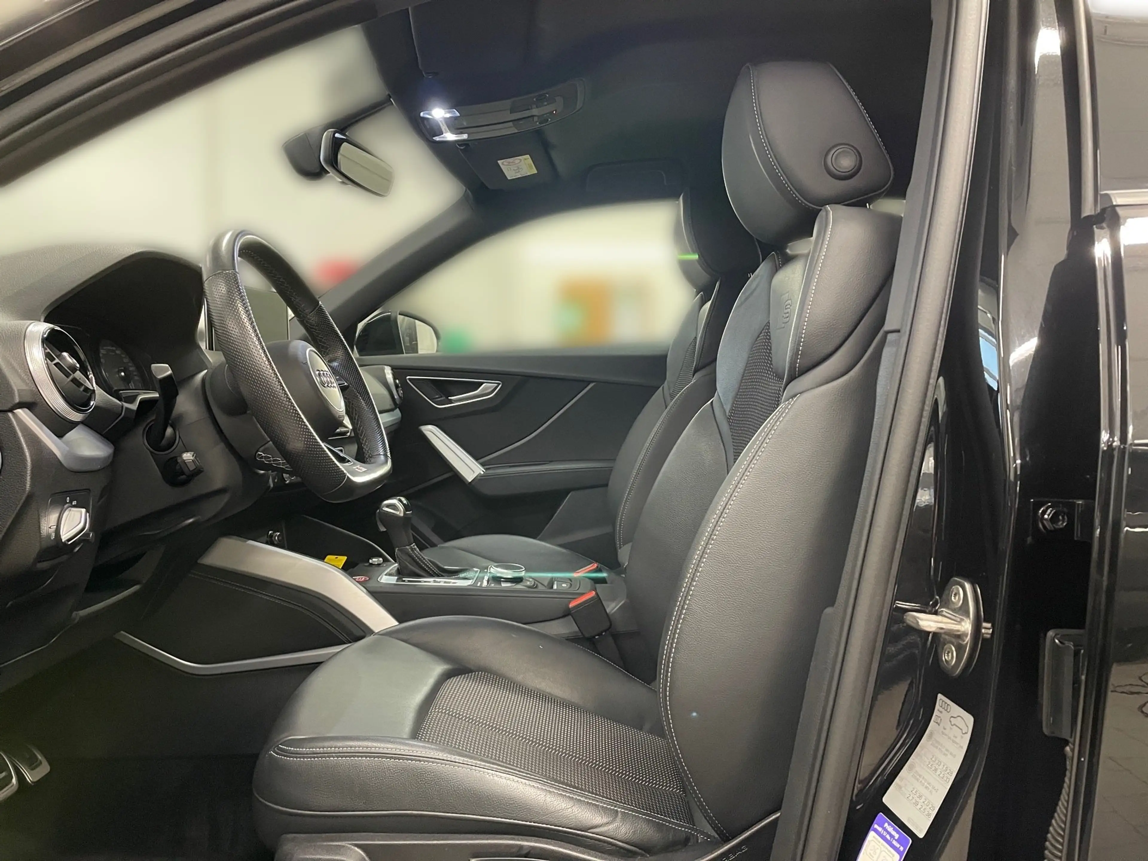 Audi SQ2 2.0 TFSI quattro *SONOS*LED*PDC* — photo 10