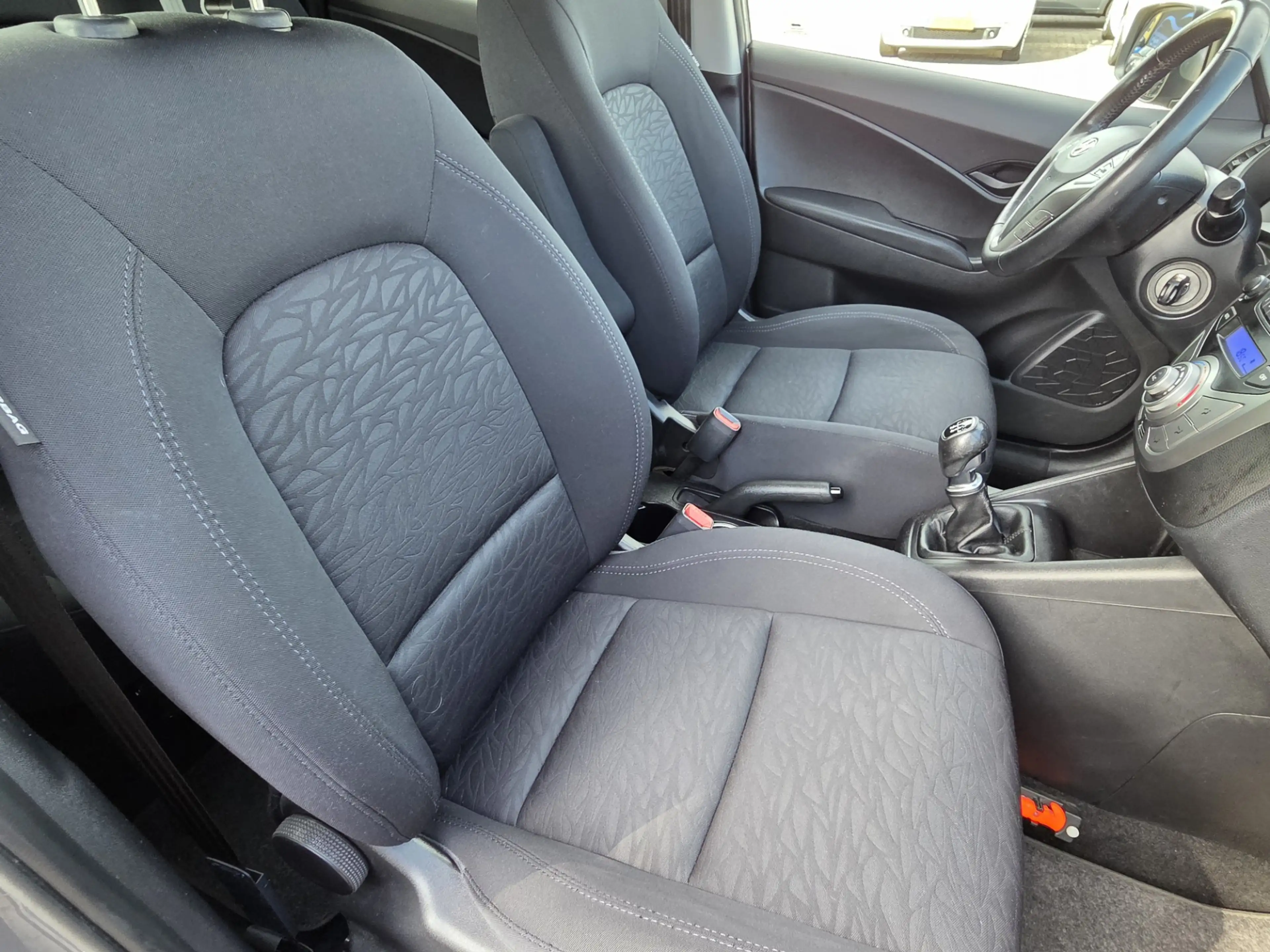 Hyundai iX20 1.4i i-Vision/PANORAMA/CRUISCONT/DEALER ONDERHOUD — photo 12