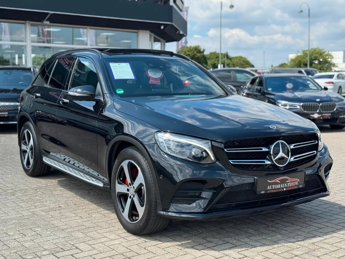 Mercedes-Benz GLC 300 4Matic 9G-Tronic "AMG-Line"PANO*HEAD-UP* Zwart - 2