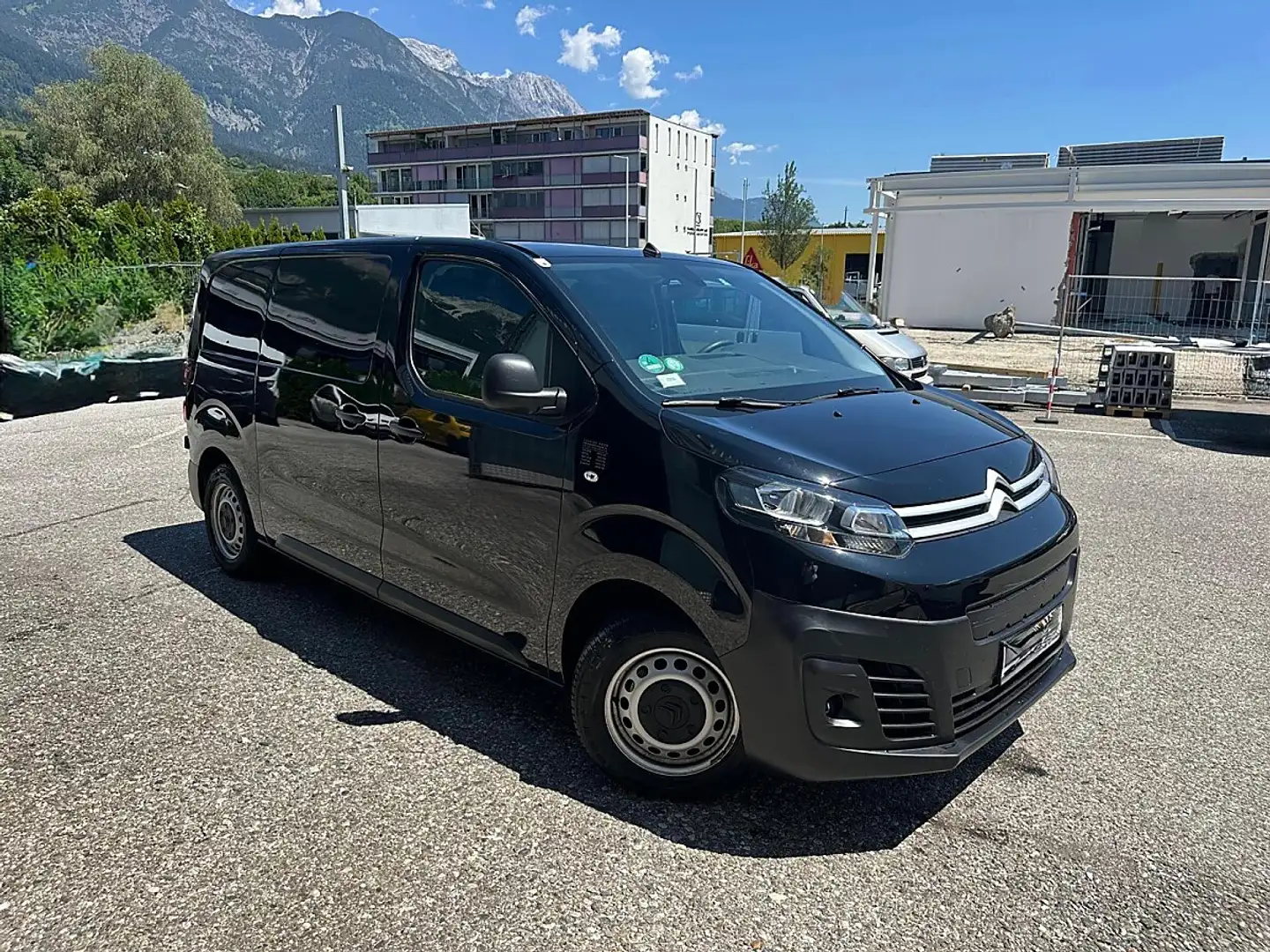 Citroen Jumpy -Elektro Komfort Plus M Batterie 75 kWh Schwarz - 2