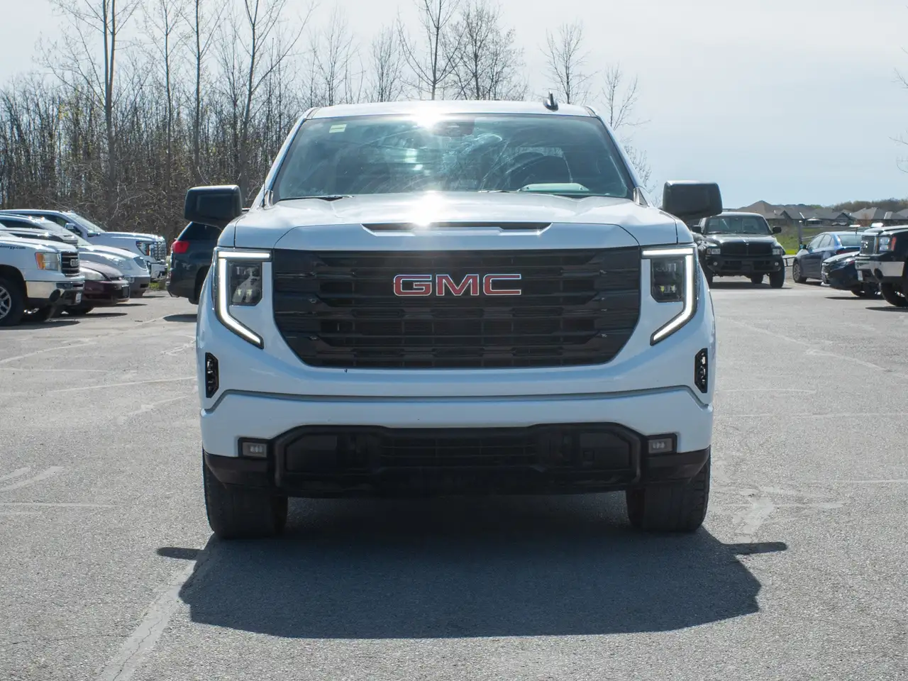 GMC Sierra 1500 снимка GMC Sierra 1500