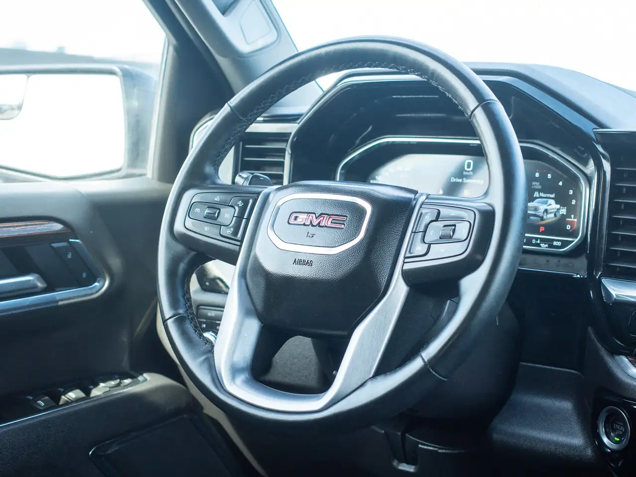 GMC Sierra 1500 снимка GMC Sierra 1500