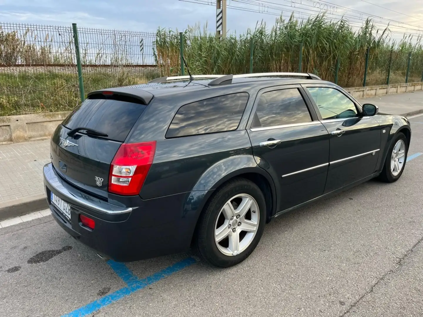 Chrysler 300C 3.0CRD Executive Aut. Gris - 2