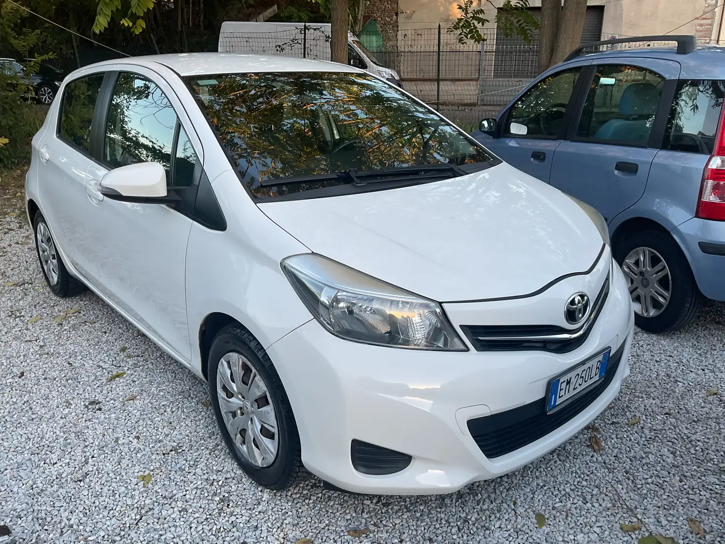 Toyota Yaris 5p 1.3 Style - 1