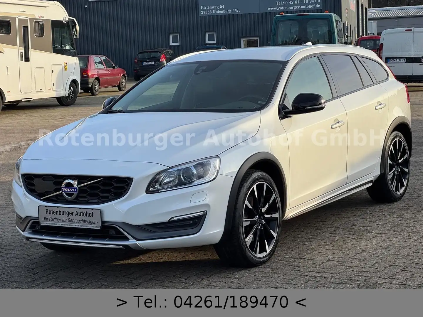 Volvo V60 Cross Country V60*CROSS*COUNTRY*SUMMUM*AWD*LEDER*NAVI*TÜV NEU* Weiß - 2