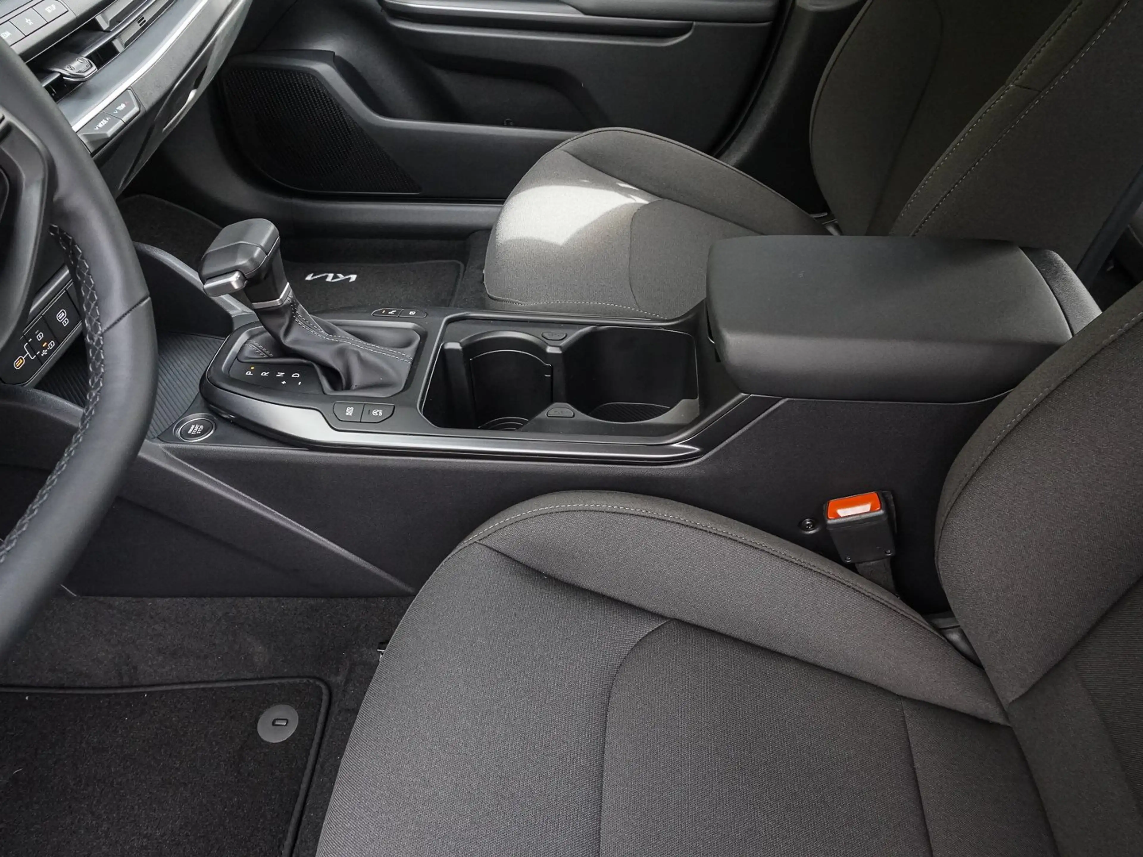 Kia K4 SW 1.0T DCT Core Komfort, DriveWise Paket — photo 14