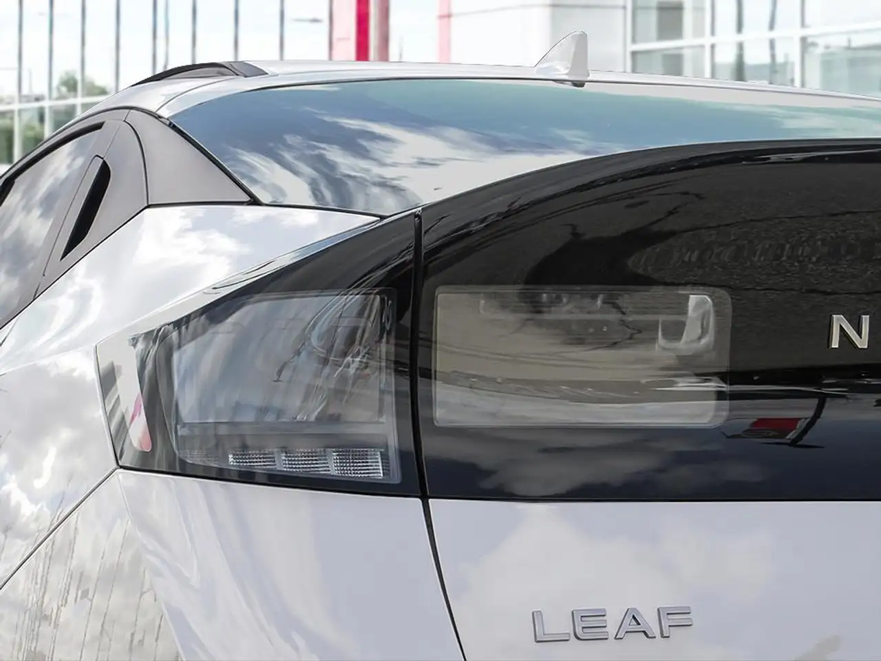 Nissan Leaf снимка Nissan Leaf