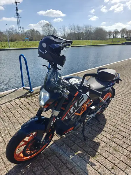 KTM 390 Duke - foto 5