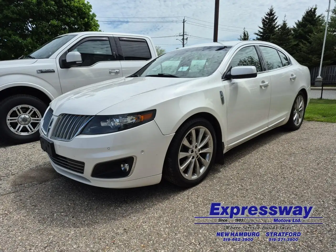 2011 Lincoln MKS
