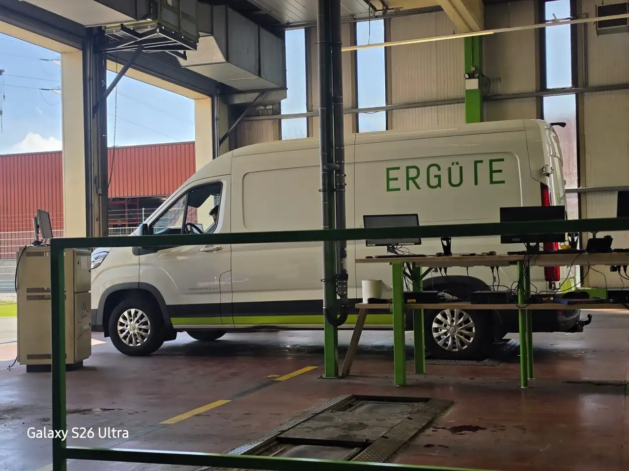 Maxus Deliver 9