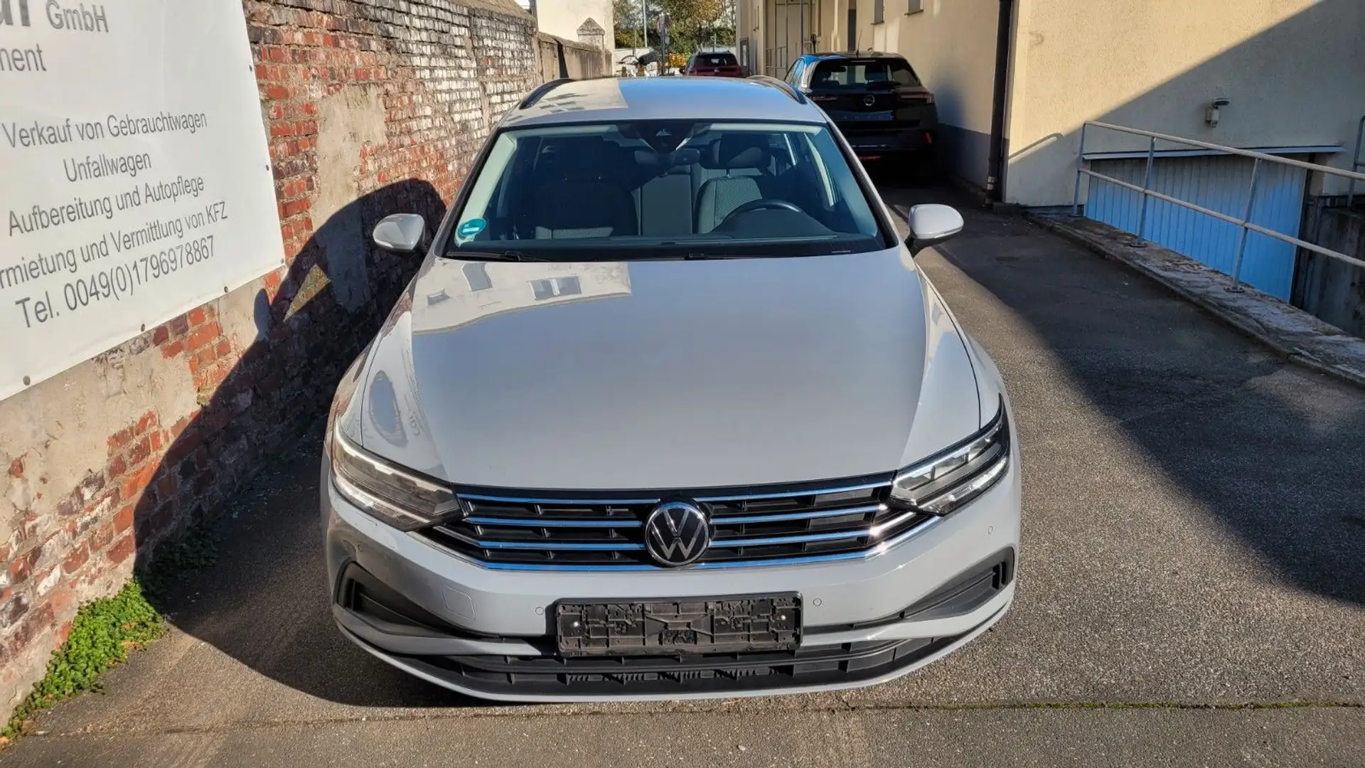 Volkswagen Passat Variant 2,0 TDI DSG Automatik Navi Kamera Gris - 1