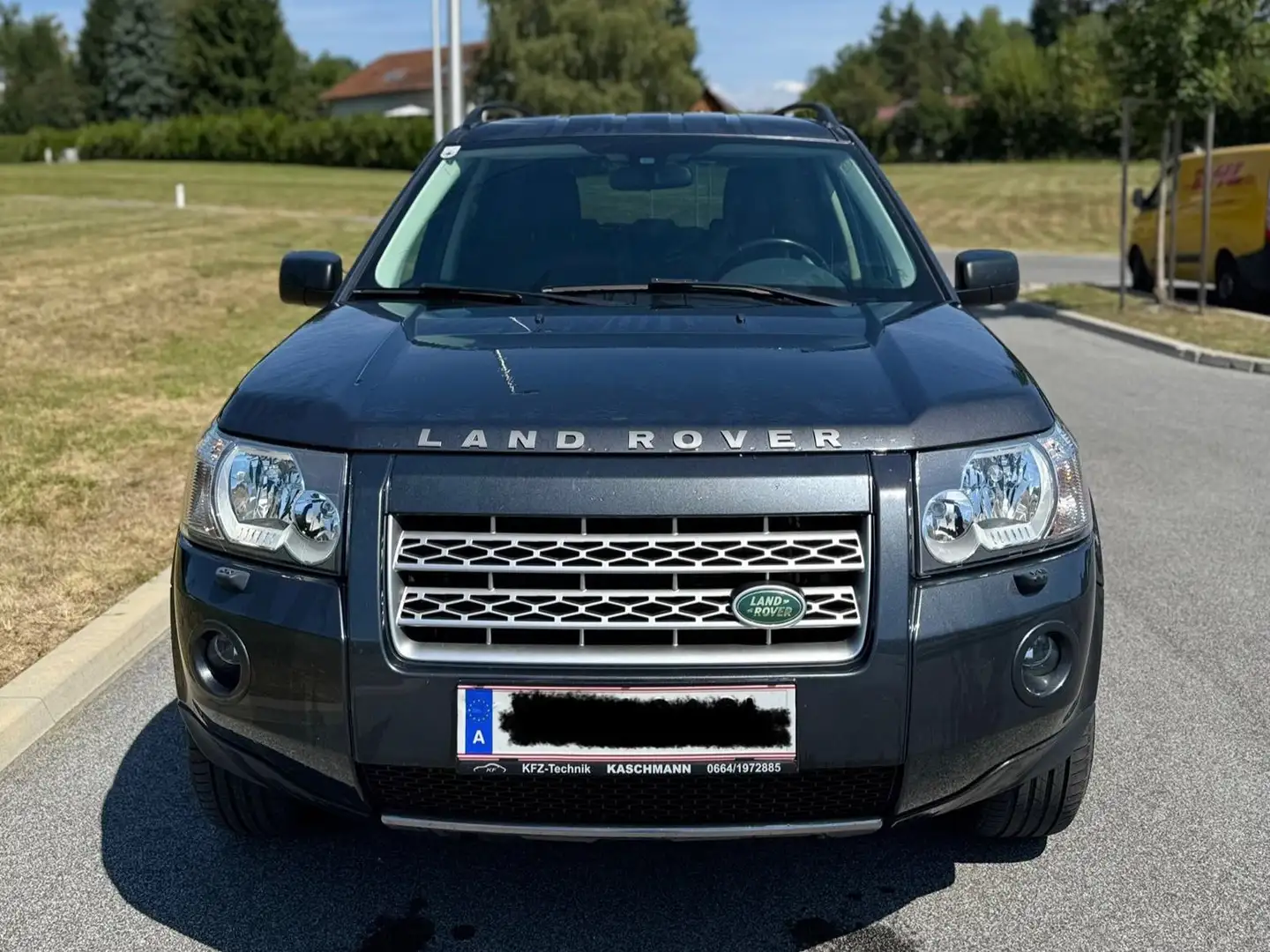 Land Rover Freelander S 2,2 Td4 Allrad Automatik Grau - 2