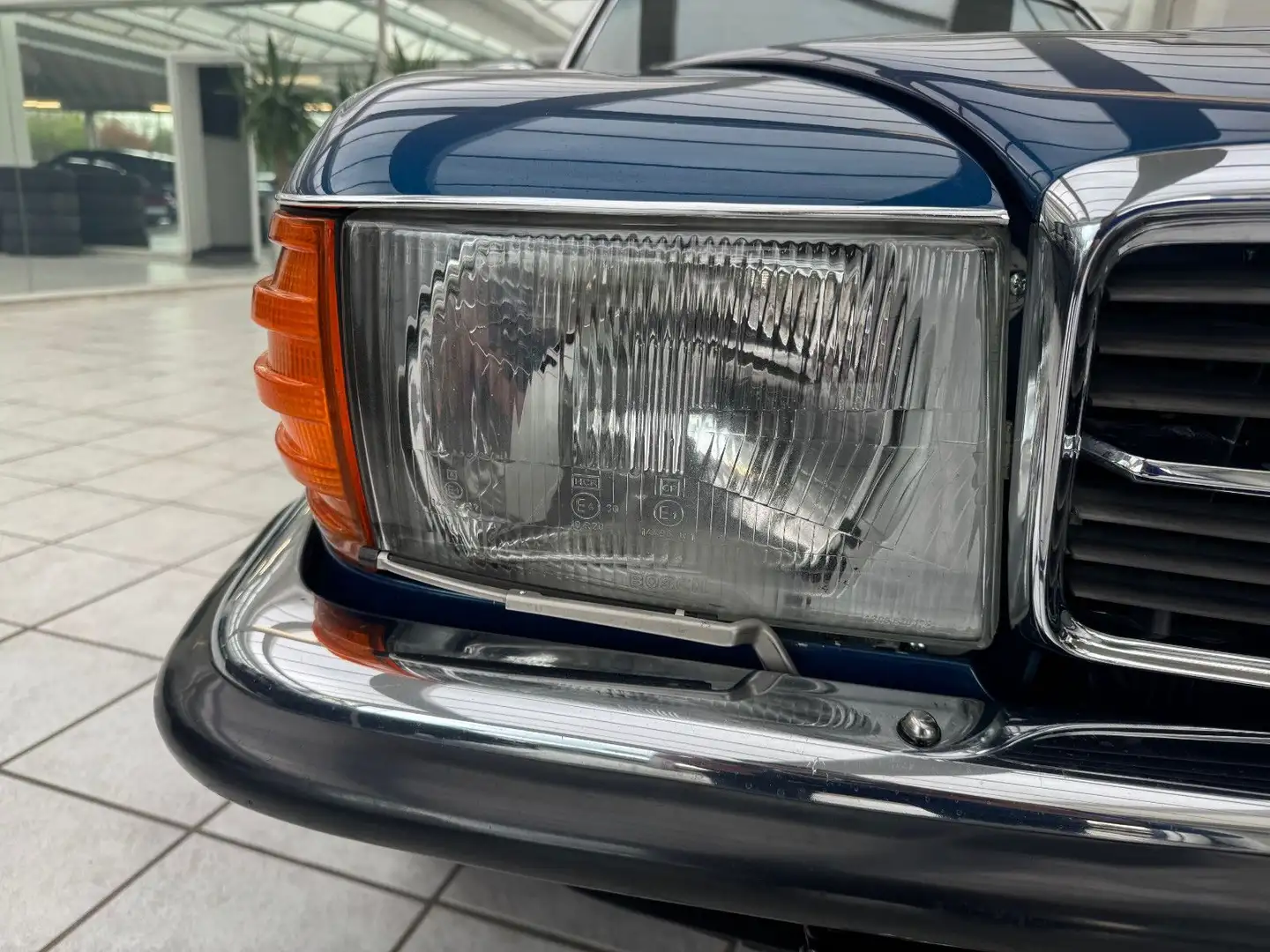 Mercedes-Benz 350 R107 350SL Extrem seltene Farbe Magnetitblau 931 Blau - 2
