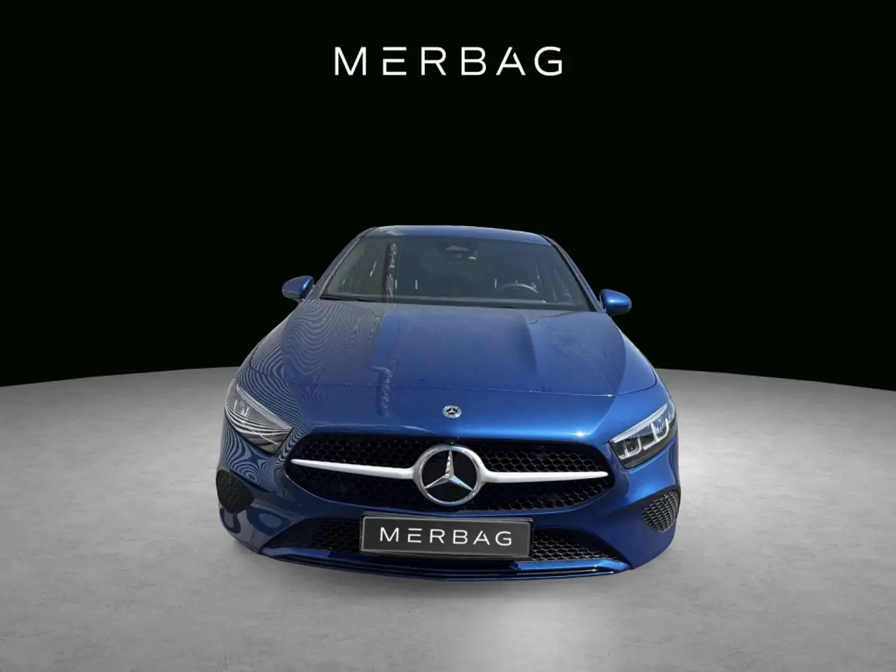 Mercedes-Benz A 180 Limousine AHK LED ACC SHZ 2