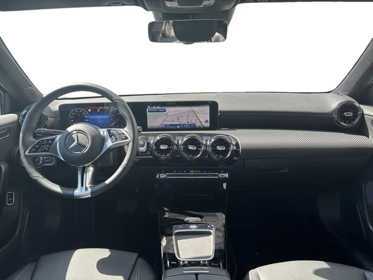 Mercedes-Benz A 180 Limousine AHK LED ACC SHZ 8
