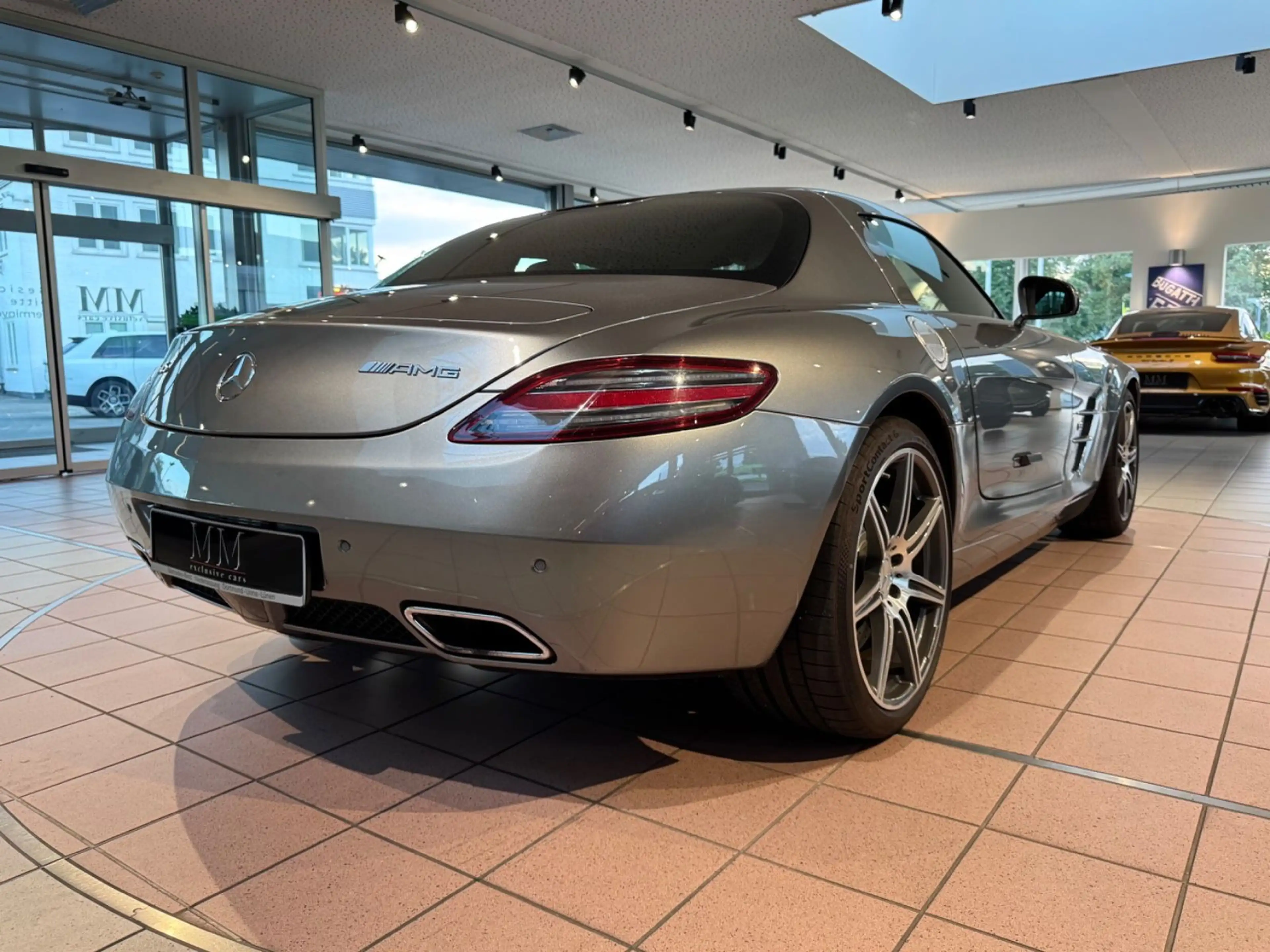Mercedes-Benz SLS Coupe 1.HAND / DEUTSCH — photo 10