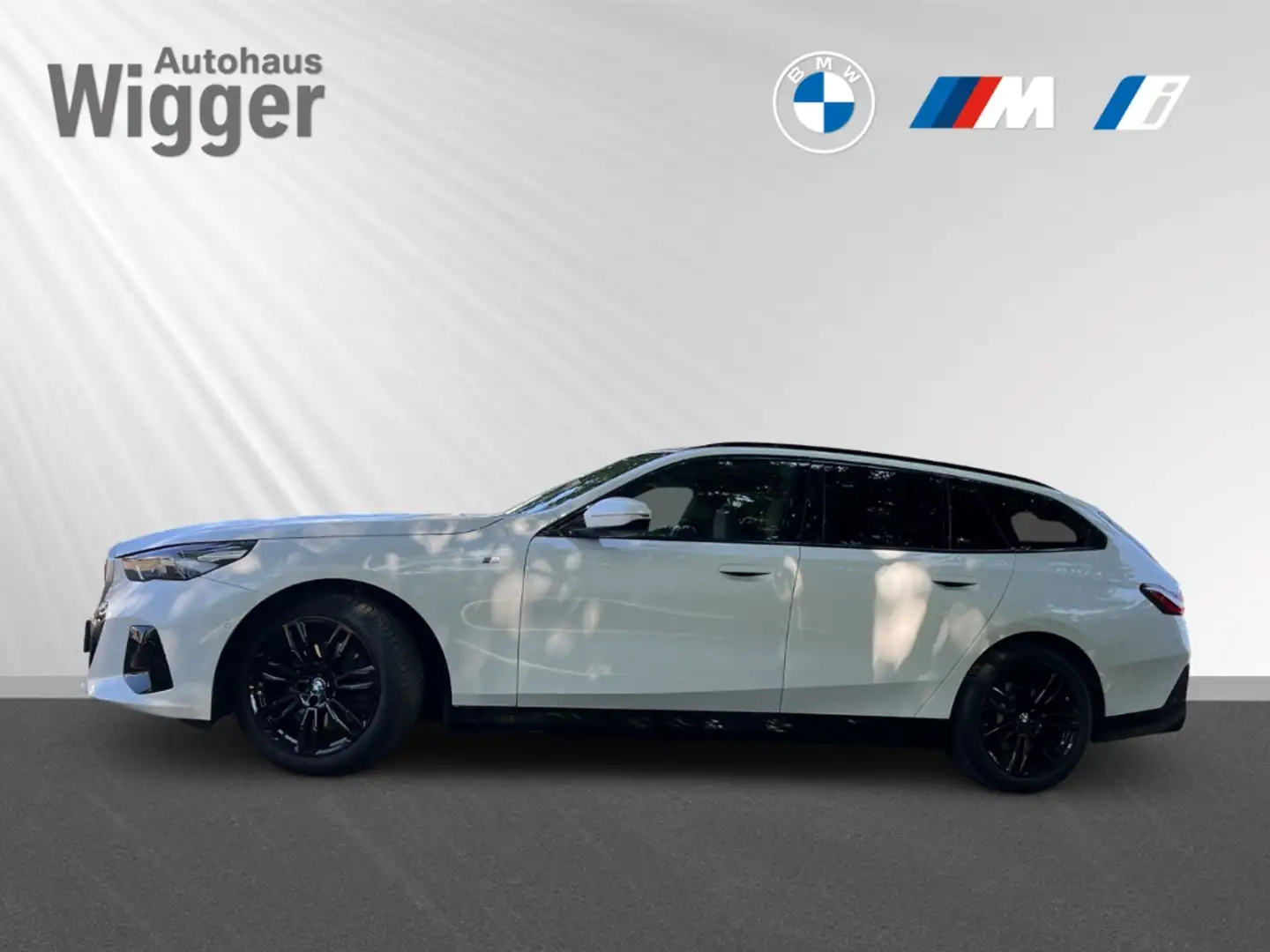 BMW 520 d M Sport touring/HUD/StandHZG/AHK/Navigation Weiß - 2