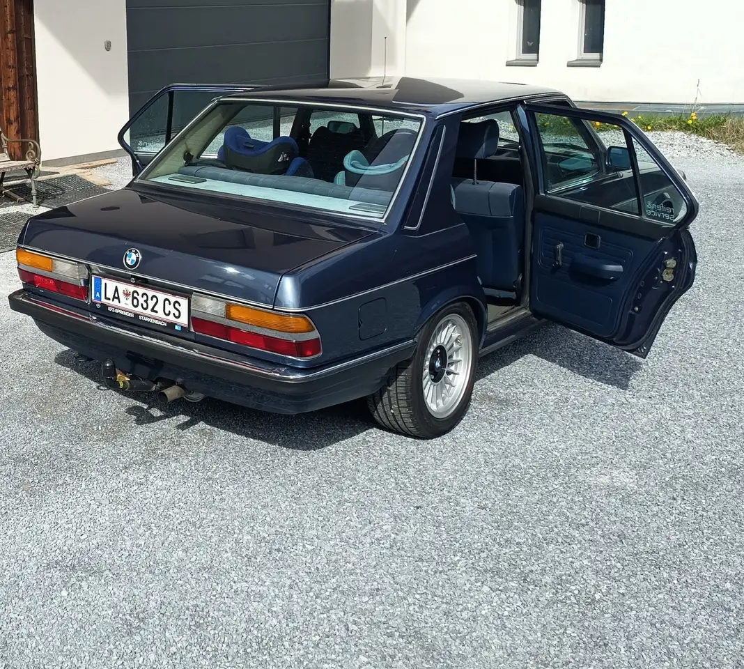 BMW 520i (E28), foto 2