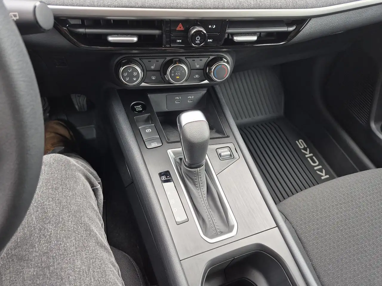 Nissan Kicks photo Nissan Kicks