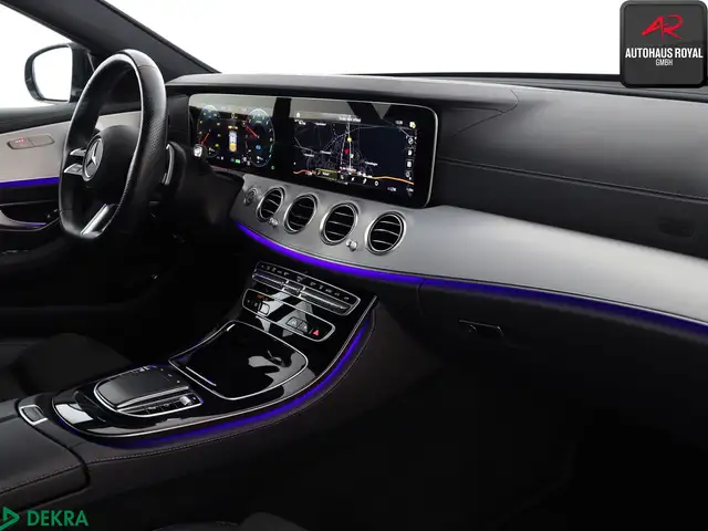 Mercedes-Benz E-Class view 11