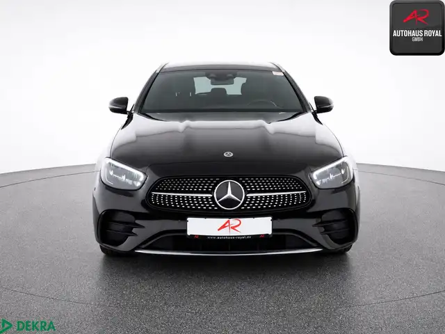 Mercedes-Benz E-Class view 8