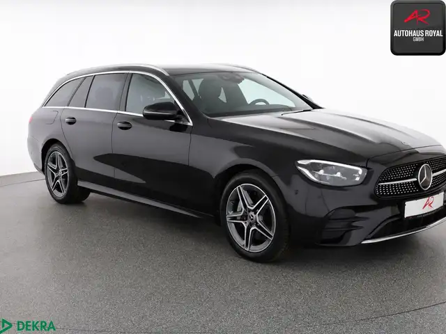 Mercedes-Benz E-Class view 7
