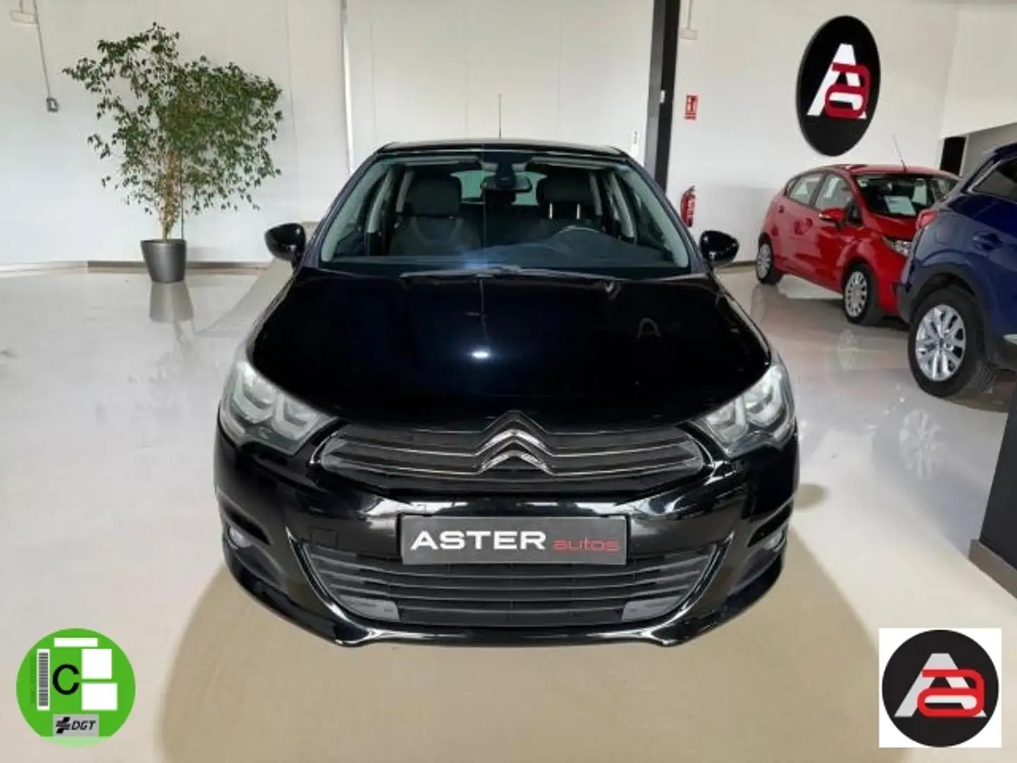 Citroen C4 1.2 PureTech S&S Feel Edition 130 Noir - 2