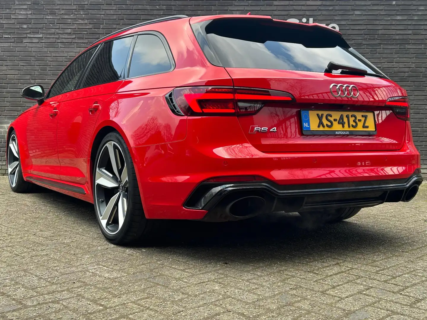 Audi RS4 2.9 TFSI Quattro l Carbon Interieur & Exterieur l Rouge - 2