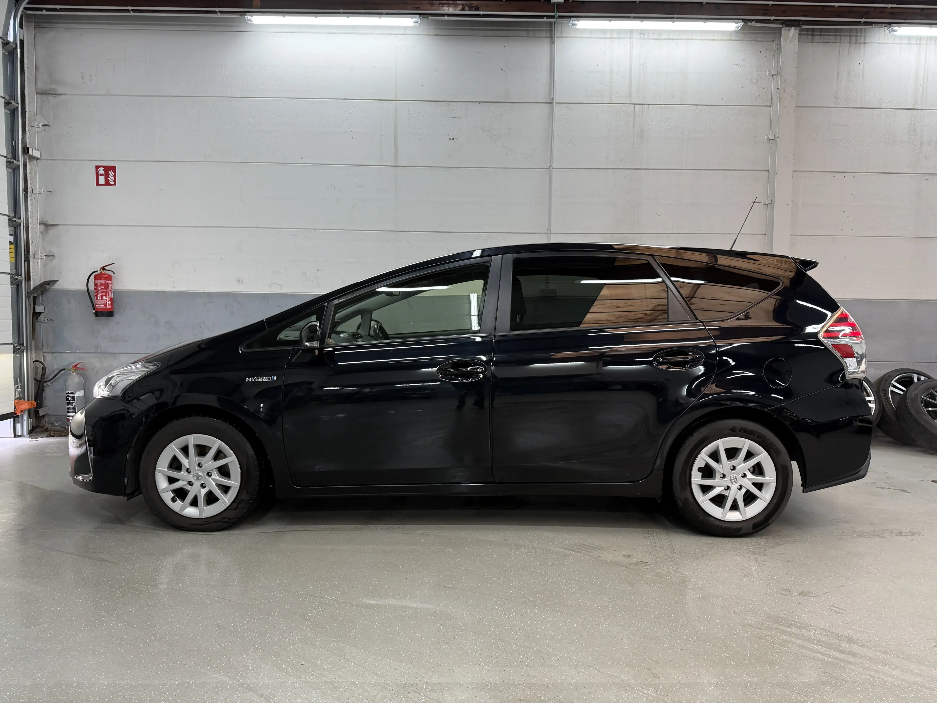 Toyota Prius+ hybride / 7 ZITPLAATSEN / TOYOTA GARANTIE / OHB OK — photo 4