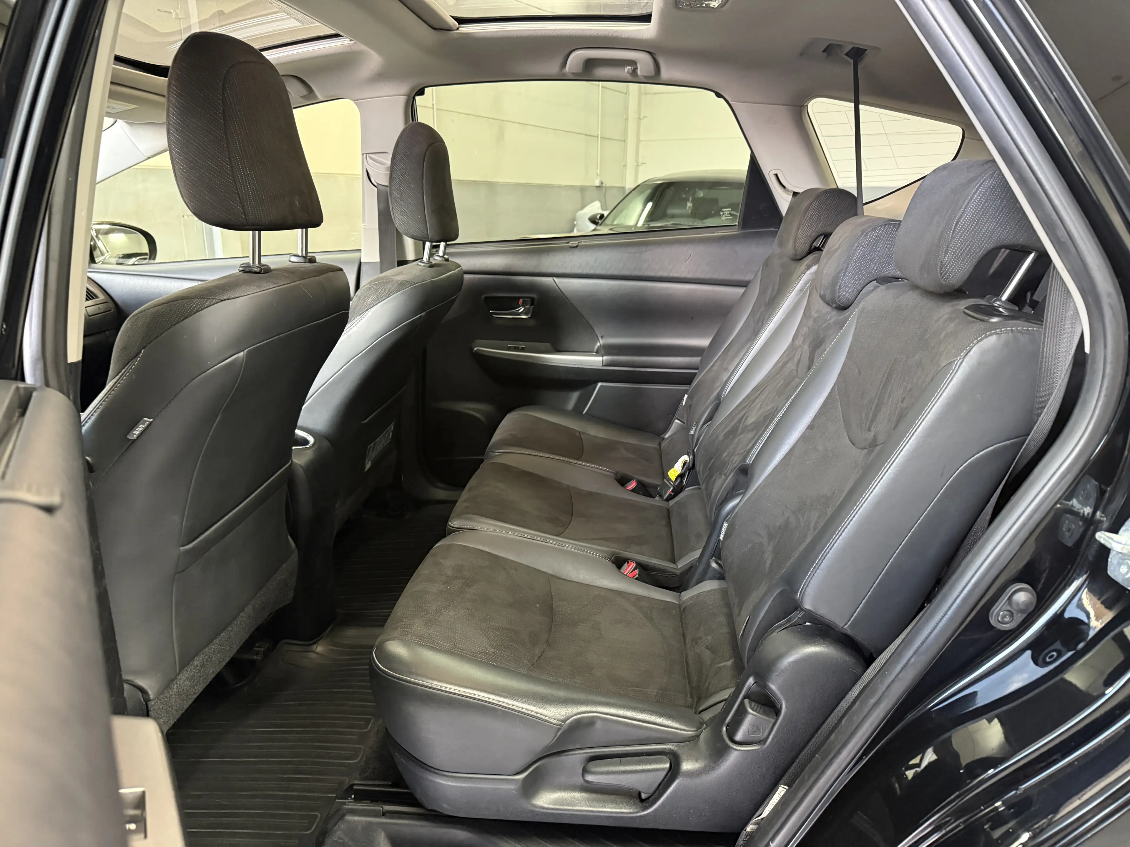 Toyota Prius+ hybride / 7 ZITPLAATSEN / TOYOTA GARANTIE / OHB OK — photo 14