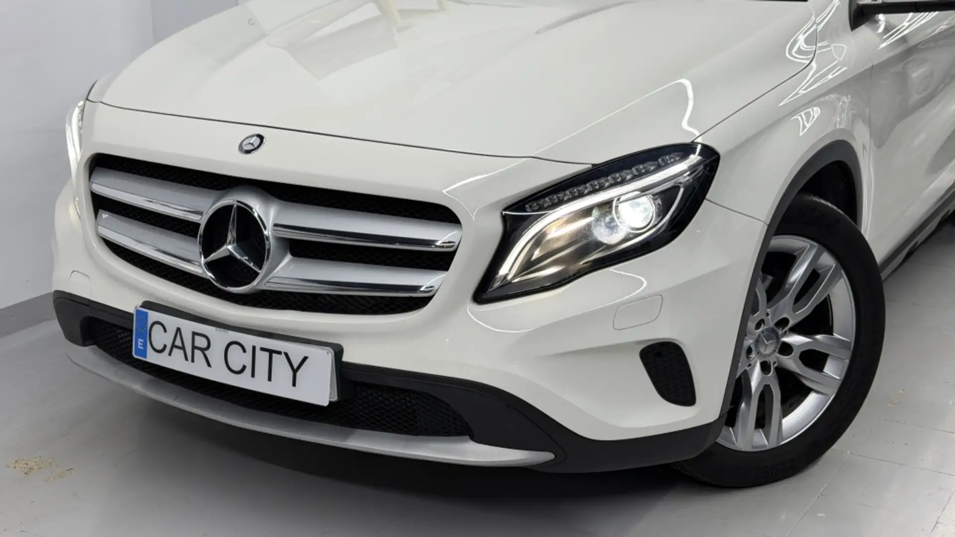 Mercedes-Benz GLA 200 200d Style - 2