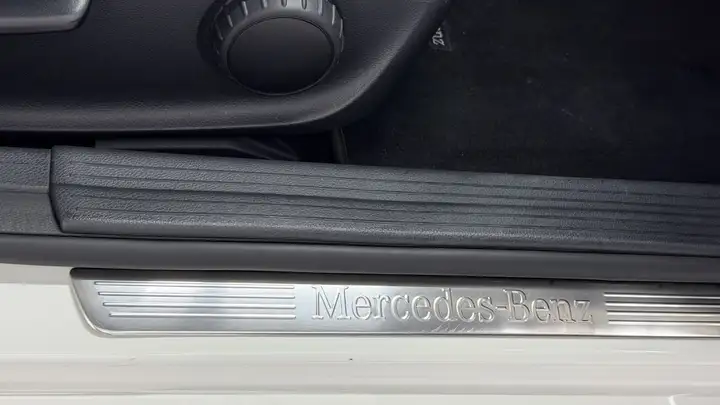 Mercedes-Benz GLA 200D Style (2015) X156 2015, foto 16