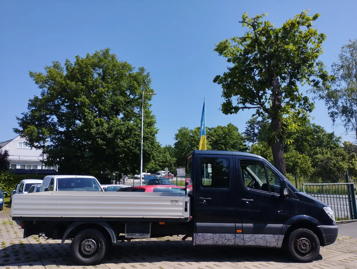 Mercedes-Benz Sprinter 316 CDI Doka Pritsche 3,40m* 7 SITZE+KLIMA+1.HAND! Černá - 2