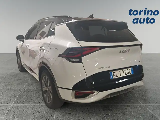 Kia Sportage view 2