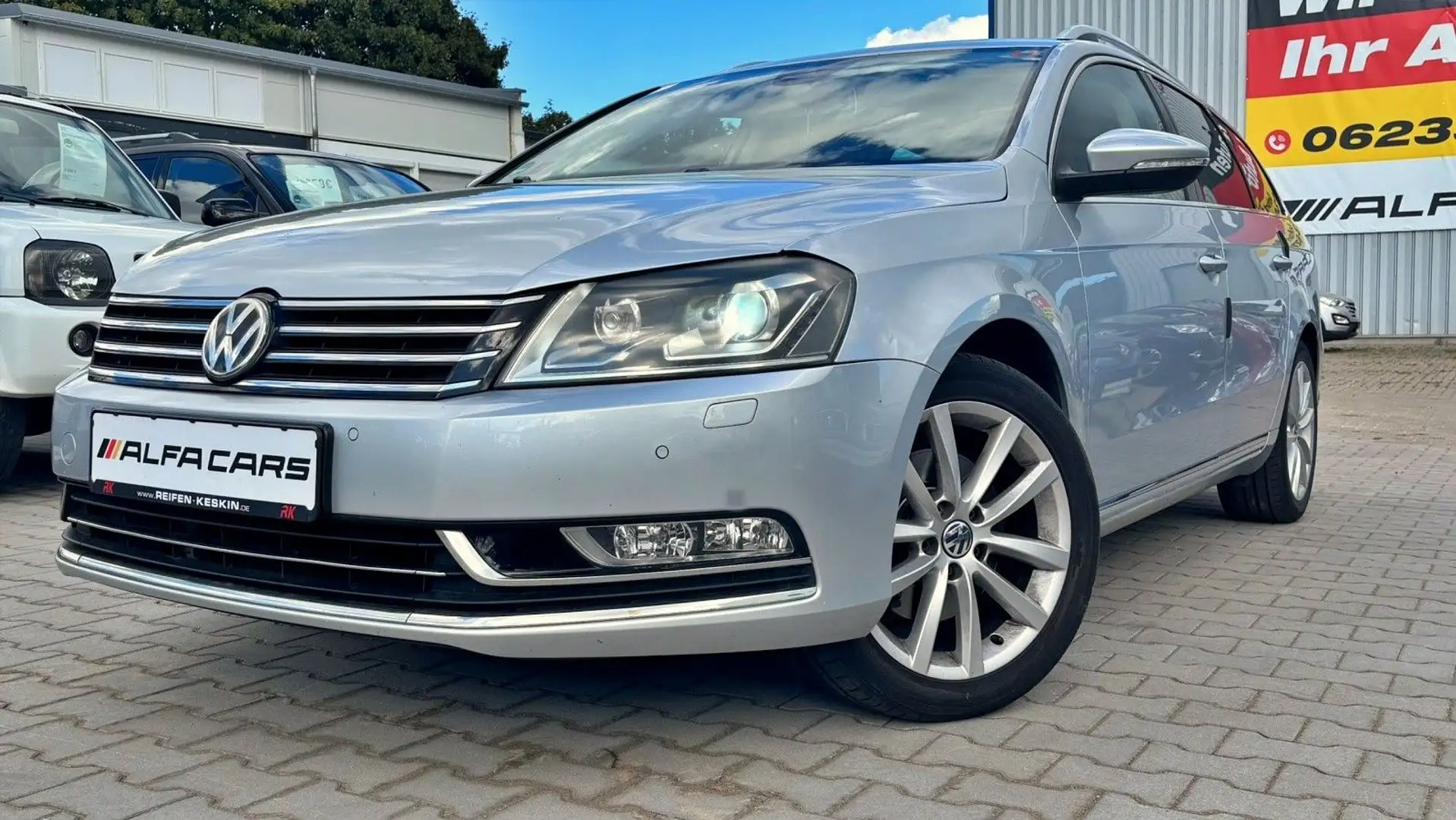 Volkswagen Passat Variant 1.8 TSI DSG/VOLL-SHEFT/SHZ/XENON Argent - 1